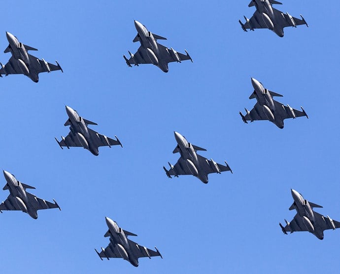 Bidra till svensk säkerhet och försvar